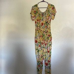 Chicoree jumpsuit size large new never worn